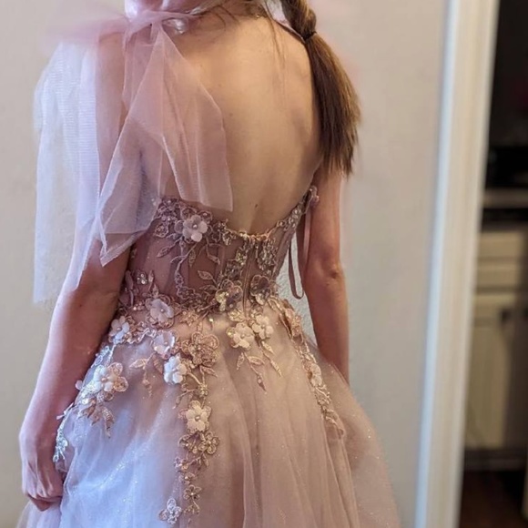Prom Dress - Picture 2 of 5
